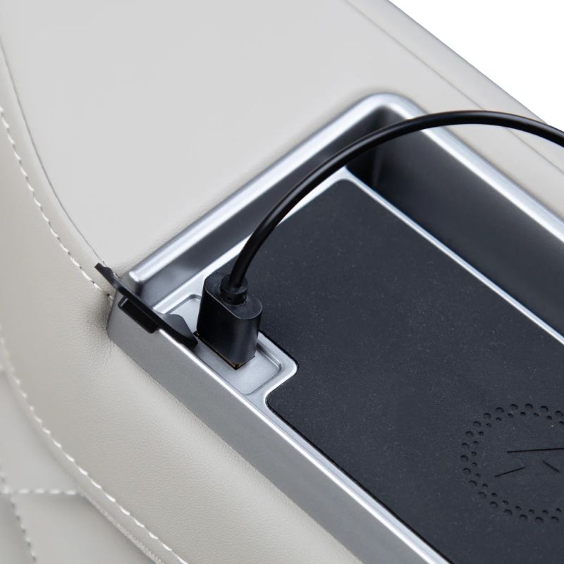 Osaki Kairos Duo 5D + 4D Massage Chair USB charging port.